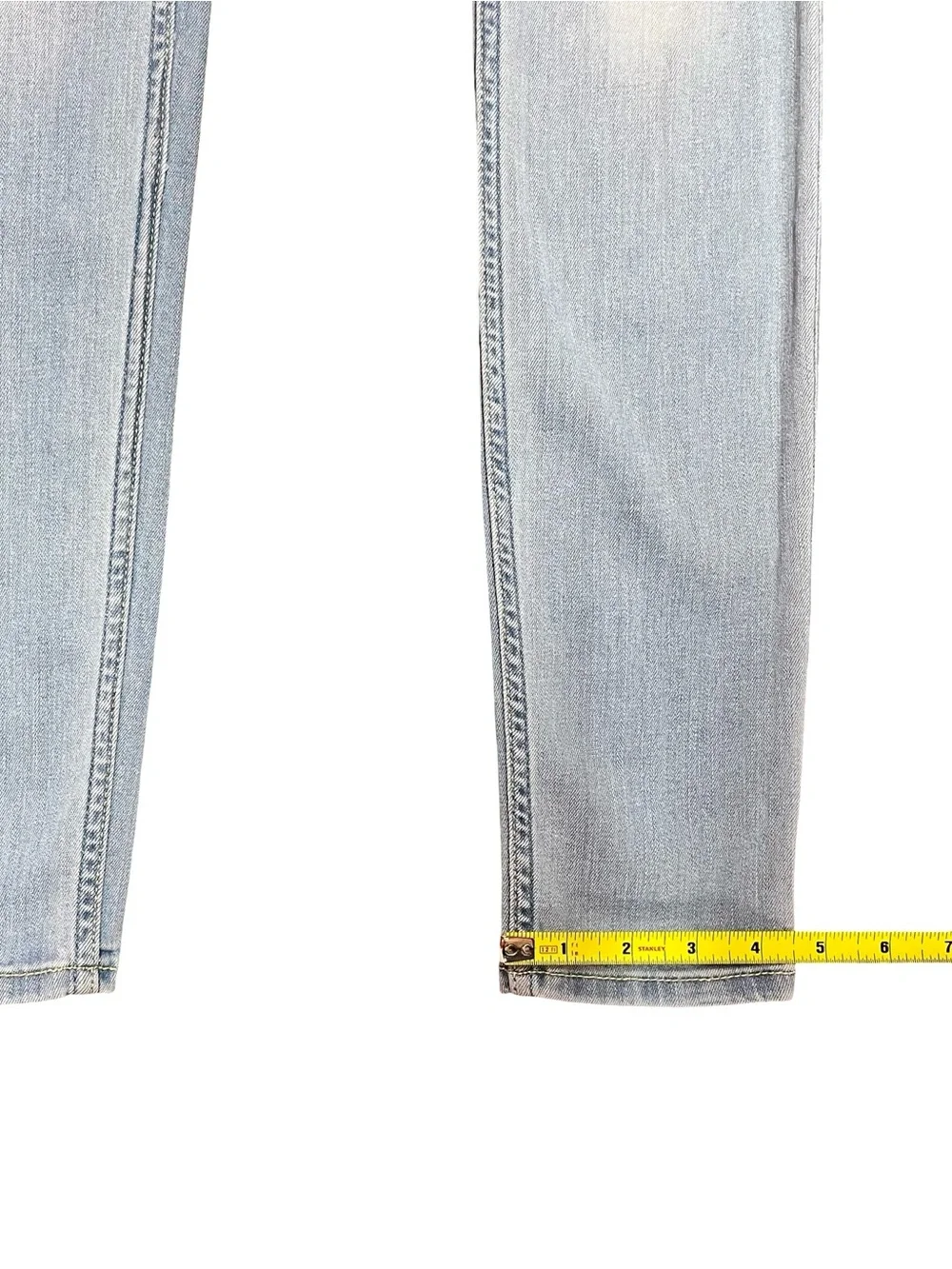 Hollister Women's Low Rise Super Skinny Jeans Light Wash Distressed Size W26 L32